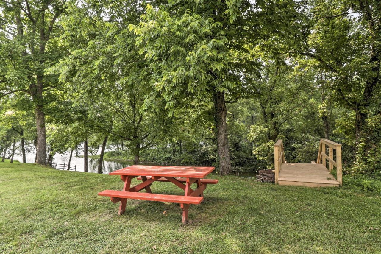 Mountain Home Cottage With Deck On White River! Gassville Εξωτερικό φωτογραφία