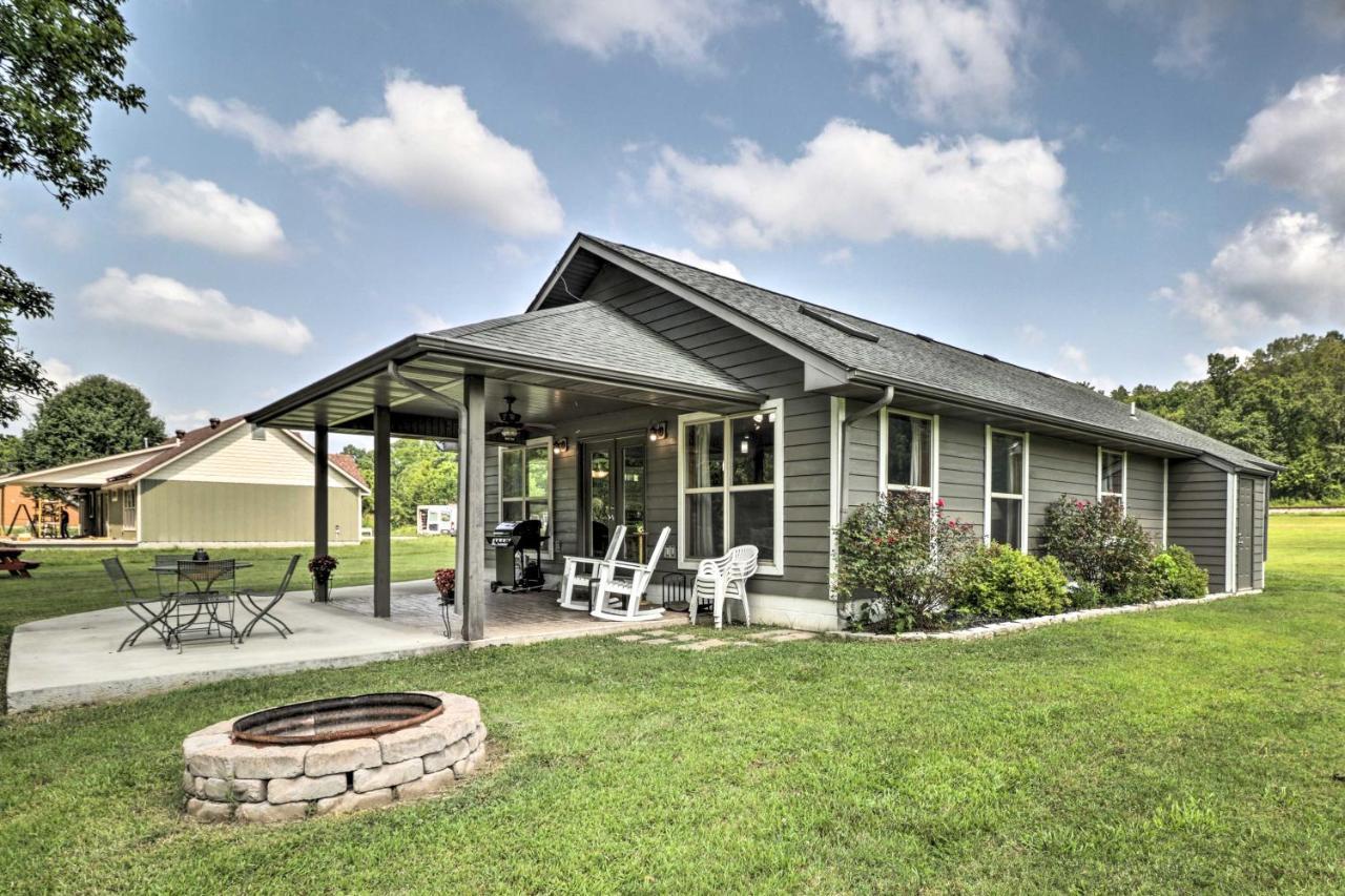 Mountain Home Cottage With Deck On White River! Gassville Εξωτερικό φωτογραφία
