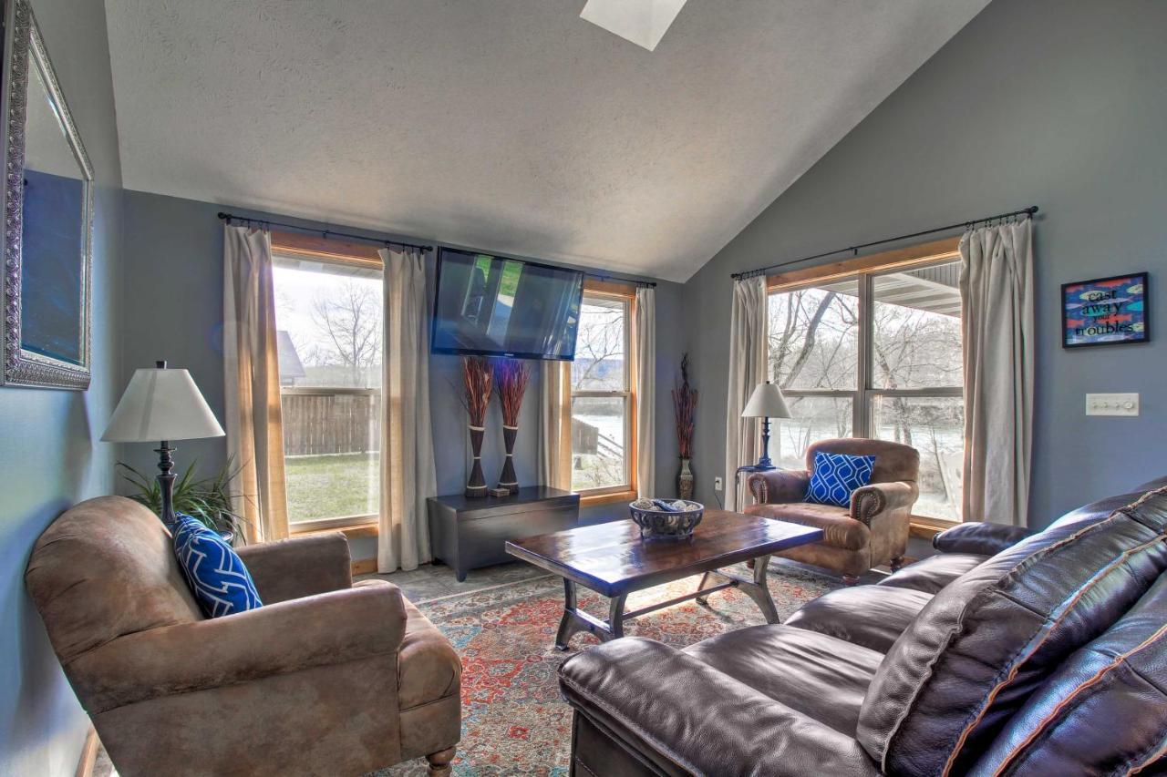 Mountain Home Cottage With Deck On White River! Gassville Εξωτερικό φωτογραφία